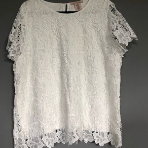 Women’s blouse, size XXl